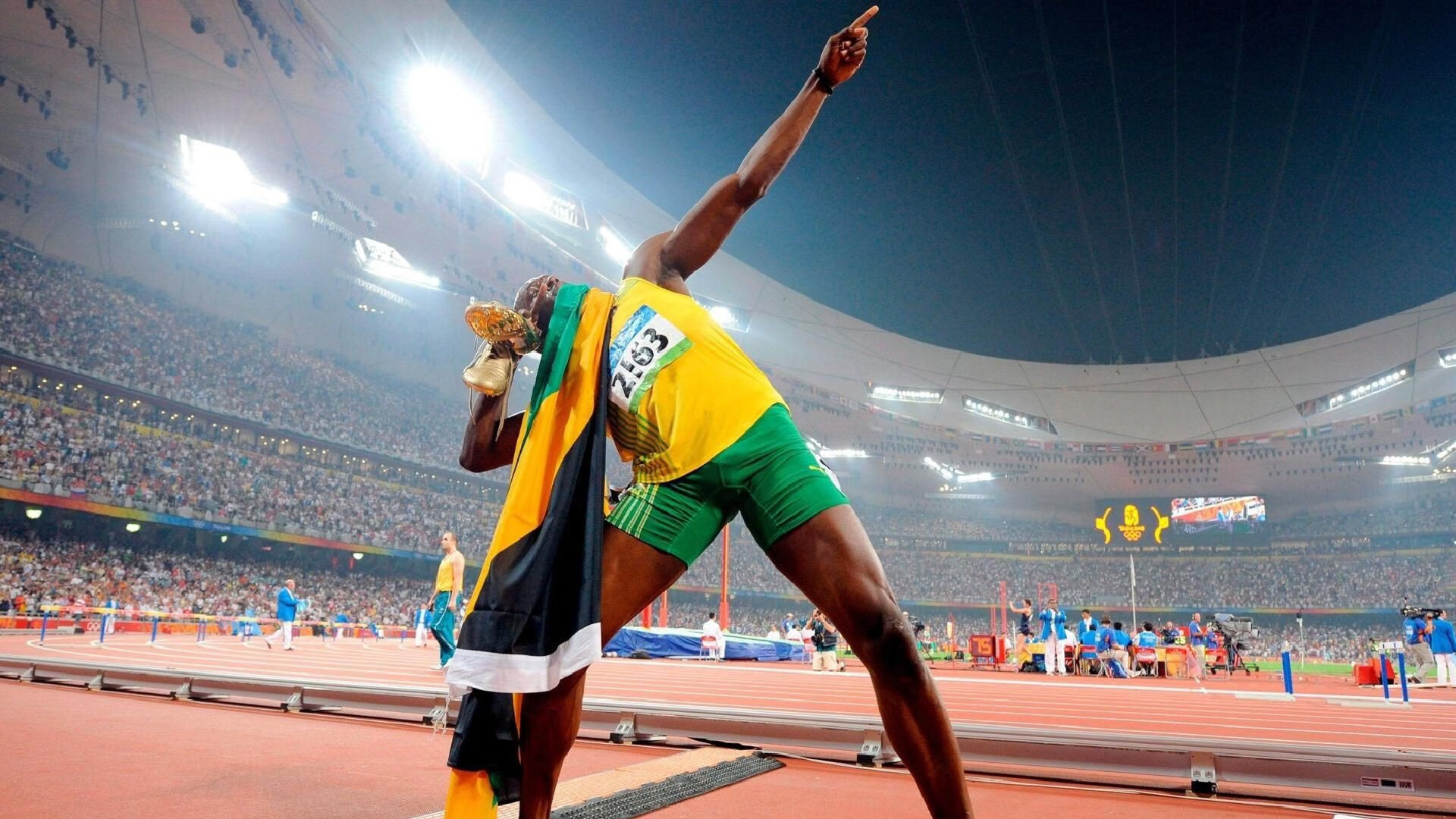 _攀岩+互动大秀：运动与表演的完美融合_，攀岩运动有哪五大功能