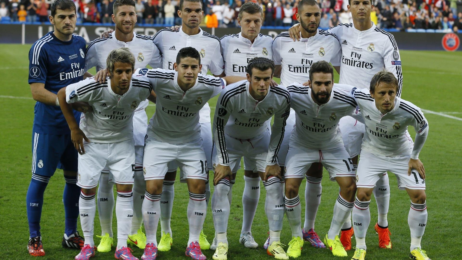 _极地冰川徒步：探索白雪皑皑的冒险之旅_，极地冰川主要在哪里